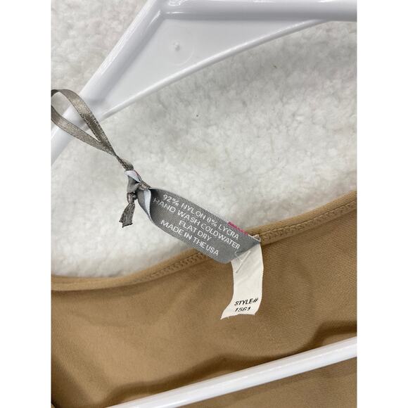 Last Tango Puckered Rouched Seamless Tank S/M‎ Macademia - Picture 5 of 6